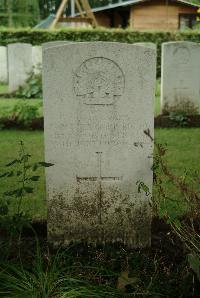 Strand Military Cemetery - Rowbottom, George Henry
