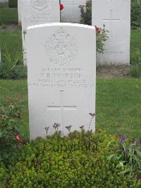 Strand Military Cemetery - Simpson, Thomas Baseley