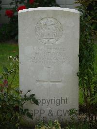 Strand Military Cemetery - Stock, H