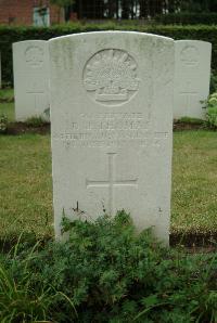 Strand Military Cemetery - Thomas, David John