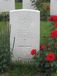 Strand Military Cemetery - Walker, William