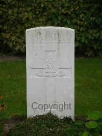 Strand Military Cemetery - Warriner, J