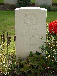 Strand Military Cemetery - White, Daniel