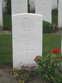 Strand Military Cemetery - Wilkinson, G H