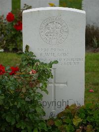 Strand Military Cemetery - Wilson, R