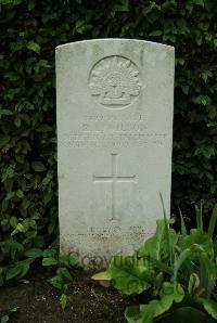 Strand Military Cemetery - Wilson, Robert Leslie
