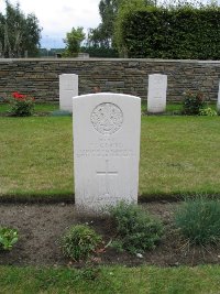 Dickebusch Old Military Cemetery - Baird, P T C