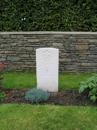 Dickebusch Old Military Cemetery - Collyer, F C