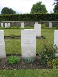 Dickebusch Old Military Cemetery - Crook, Edward