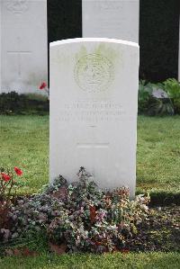 Halle Communal Cemetery - Bruce, George MacDonald