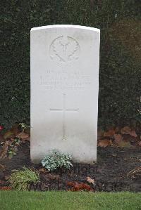 Halle Communal Cemetery - Cattermole, J
