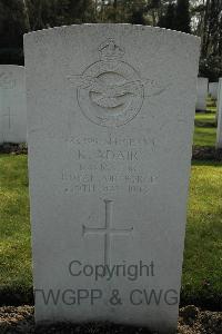 Heverlee War Cemetery - Adair, Robert