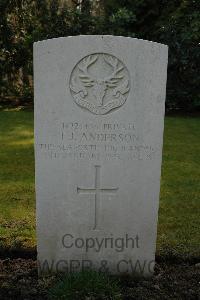 Heverlee War Cemetery - Anderson, Thomas Jamieson