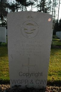 Heverlee War Cemetery - Bowring, Robert Abner Hugh