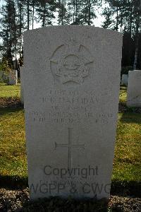 Heverlee War Cemetery - Halliday, Robert Balfour