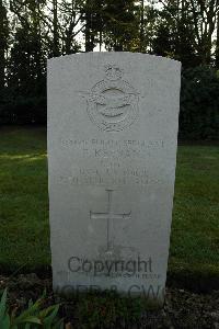 Heverlee War Cemetery - Keenan, Patrick