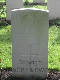 Irish House Cemetery - Challinor, P