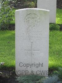Irish House Cemetery - Clements, T