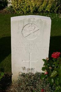 Dozinghem Military Cemetery - Abbott, J H