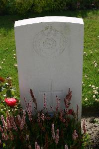 Dozinghem Military Cemetery - Abery, G