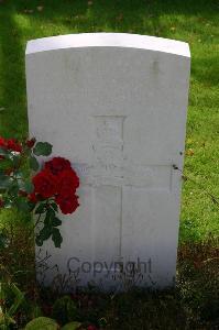 Dozinghem Military Cemetery - Acton, Albert Edward