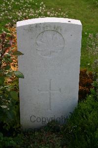 Dozinghem Military Cemetery - Bain, John