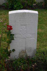 Dozinghem Military Cemetery - Brown, Clifford Vernon