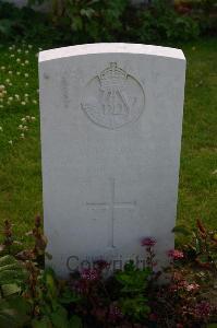 Dozinghem Military Cemetery - Craggs, M