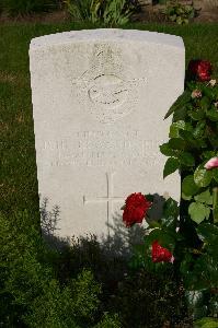 Dozinghem Military Cemetery - Geddes, John Rowand