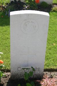 Dozinghem Military Cemetery - Lothian, Thomas James