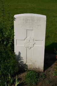 Dozinghem Military Cemetery - Miller, Thomas