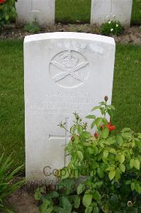 Dozinghem Military Cemetery - Moncrieff, John