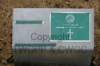 Dozinghem Military Cemetery - Money, G