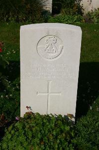 Dozinghem Military Cemetery - Morgan, James Henry