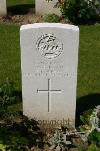 Dozinghem Military Cemetery - Morgan, William