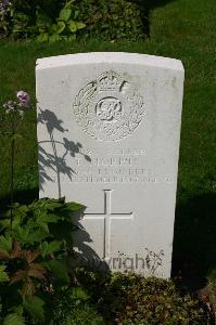 Dozinghem Military Cemetery - Morris, Thomas