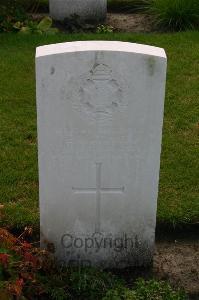 Dozinghem Military Cemetery - Mutimer, E