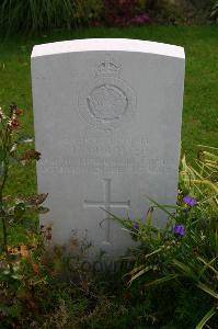 Dozinghem Military Cemetery - Napp, James