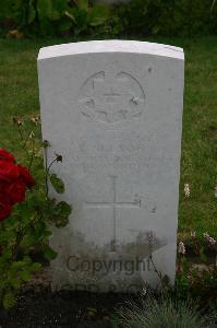 Dozinghem Military Cemetery - Nelson, F