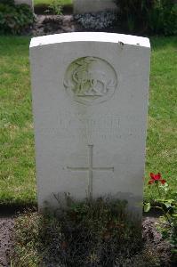 Dozinghem Military Cemetery - Niblett, Leonard Charles
