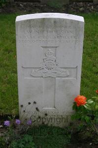 Dozinghem Military Cemetery - Nicholson, William