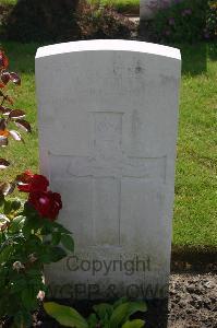 Dozinghem Military Cemetery - Norman, Mark