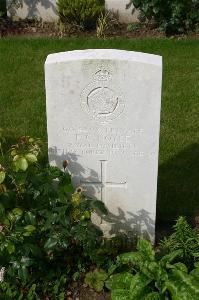 Dozinghem Military Cemetery - Noyce, Fredrick Charles