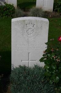 Dozinghem Military Cemetery - Ogilvie, Charles