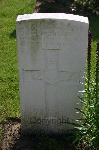 Dozinghem Military Cemetery - Oldham, A
