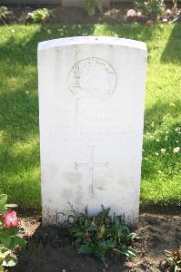 Dozinghem Military Cemetery - Orton, Henry