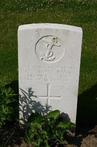 Dozinghem Military Cemetery - Owen, Harry Andrew