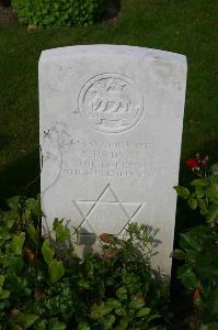 Dozinghem Military Cemetery - Padva, S