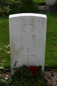 Dozinghem Military Cemetery - Palmer, John William