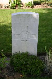 Dozinghem Military Cemetery - Parker, R
